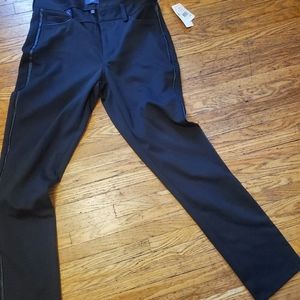 3 FOR 17 NWT black skinny NYDJ pants